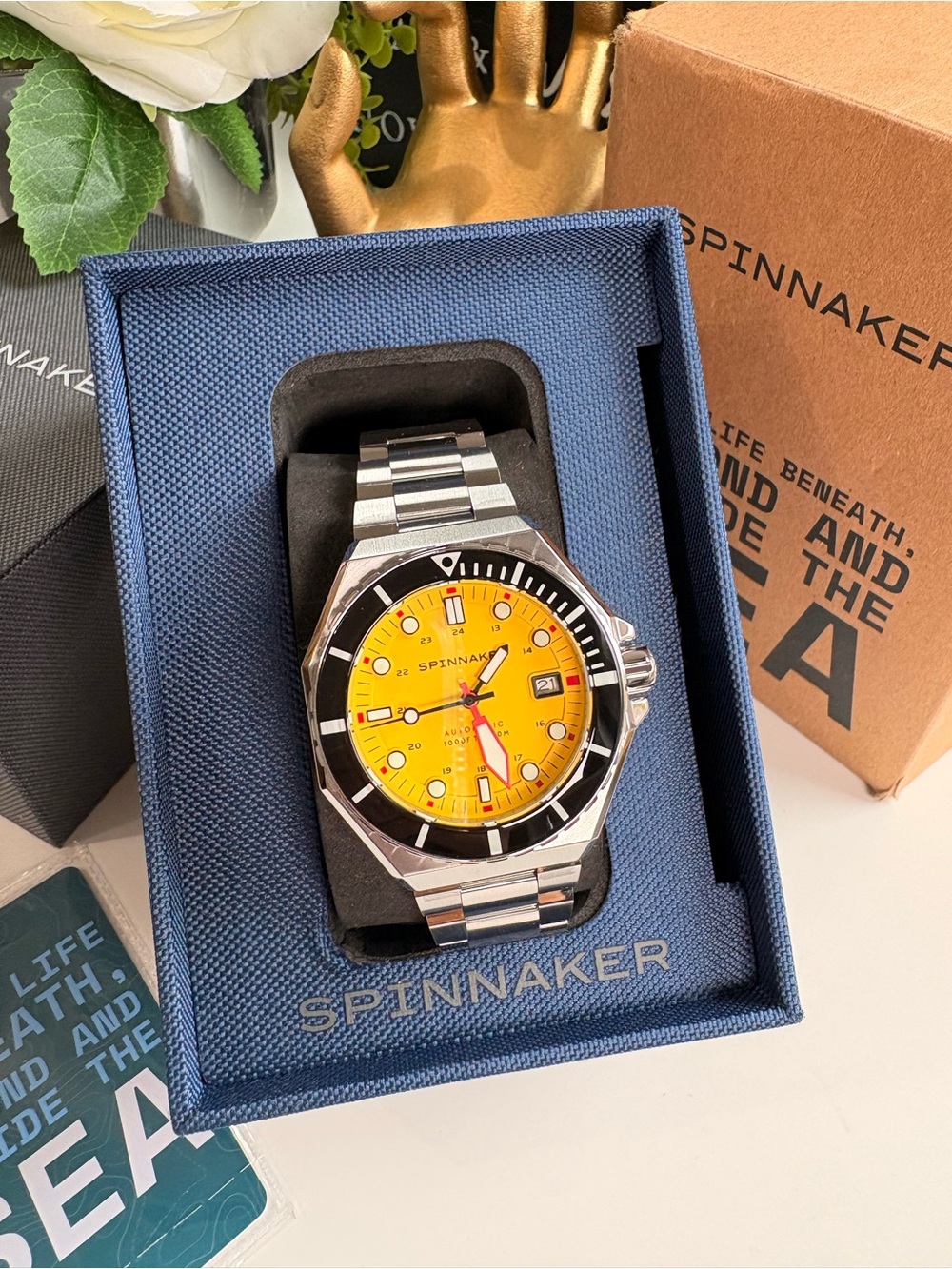 SPINNAKER Men's Yellow Dial Stainless Steel Dive Watch